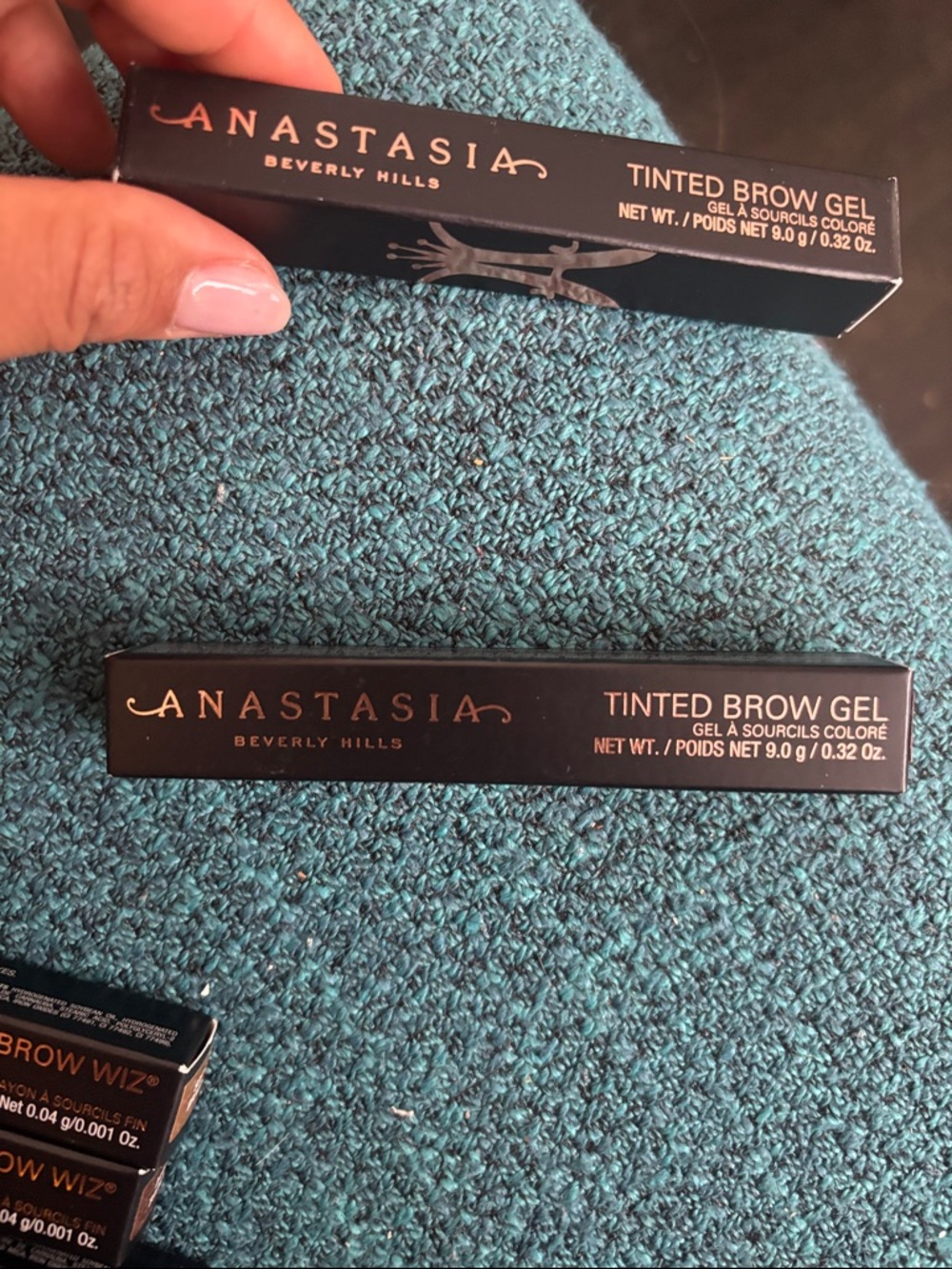 Anastasia tinted brow gel new in box -sealed